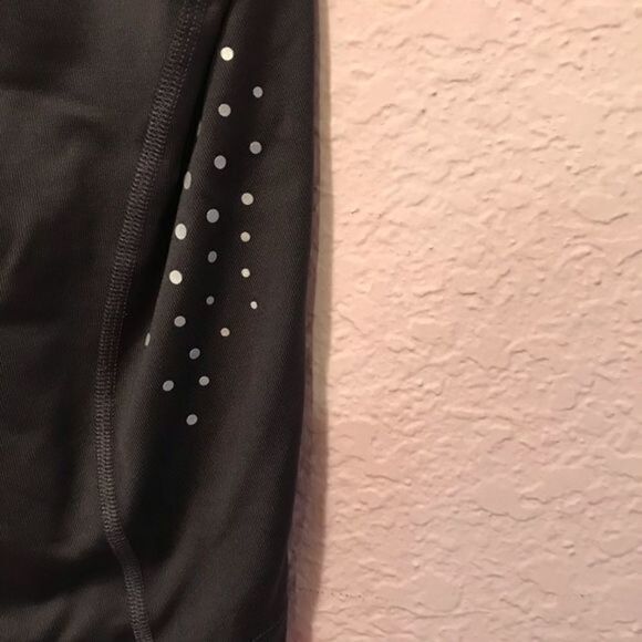 Adidas Athletic Top Size Small.  Clima365. - Picture 5 of 8